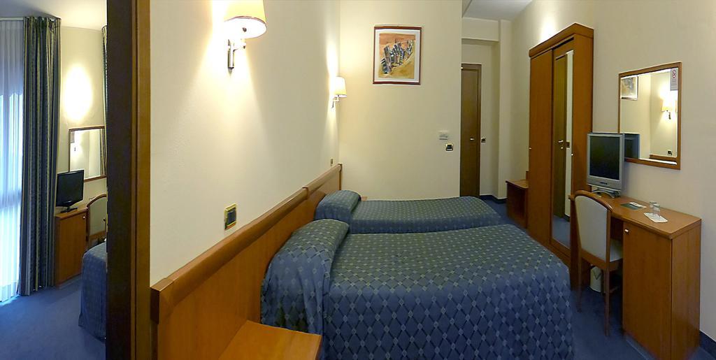 Valdenza Hotel Campegine المظهر الخارجي الصورة