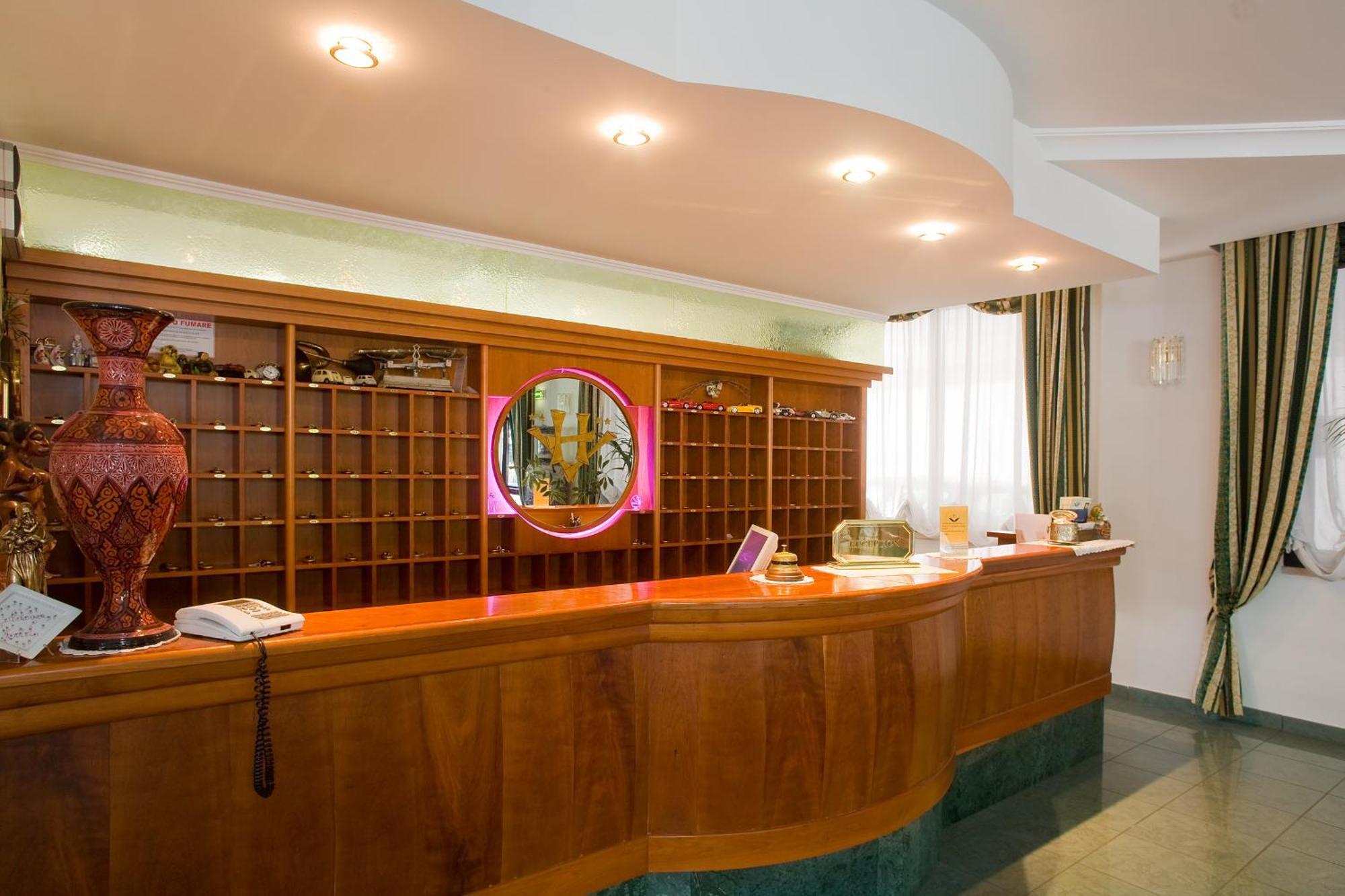 Valdenza Hotel Campegine المظهر الخارجي الصورة