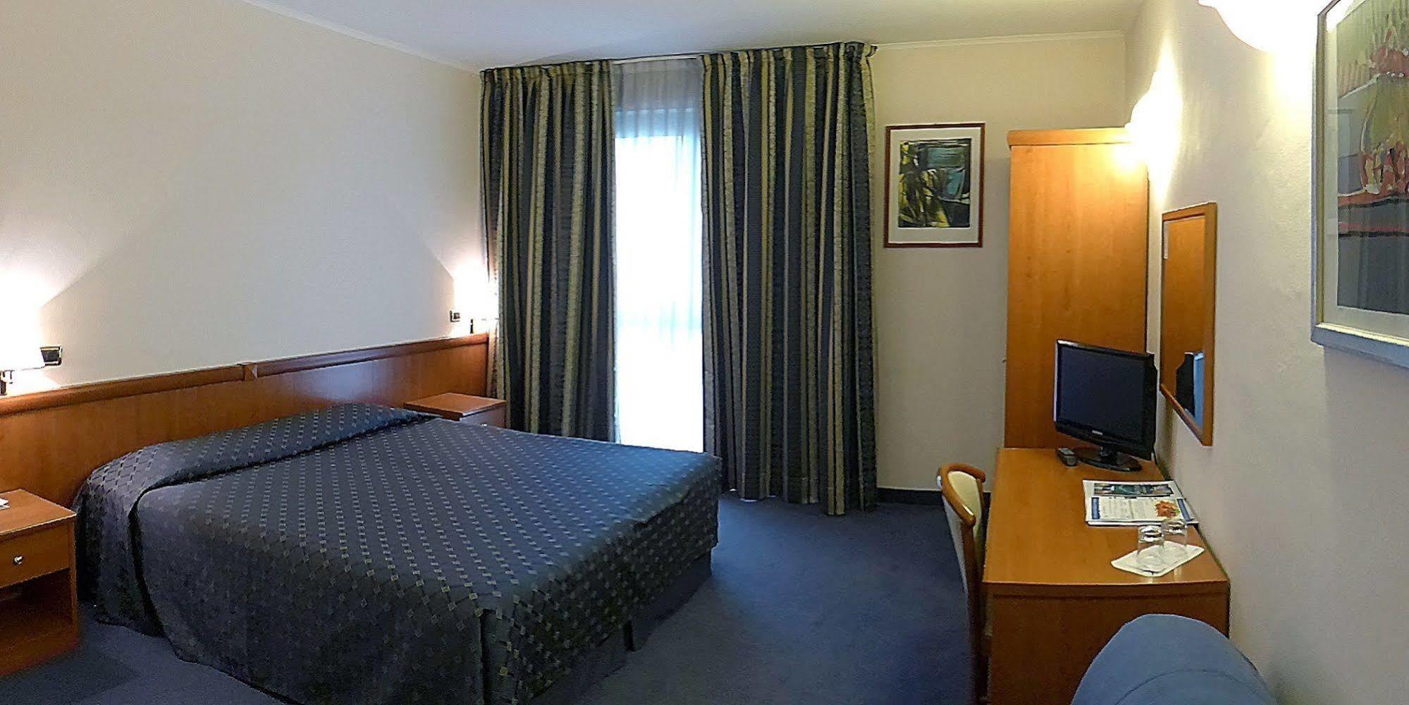 Valdenza Hotel Campegine المظهر الخارجي الصورة